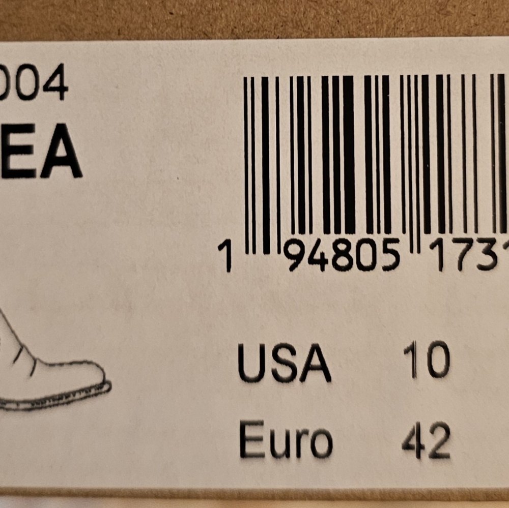 Soft Ankle Boot, Milk (off white) size 10M Leather - Picture 7 of 10